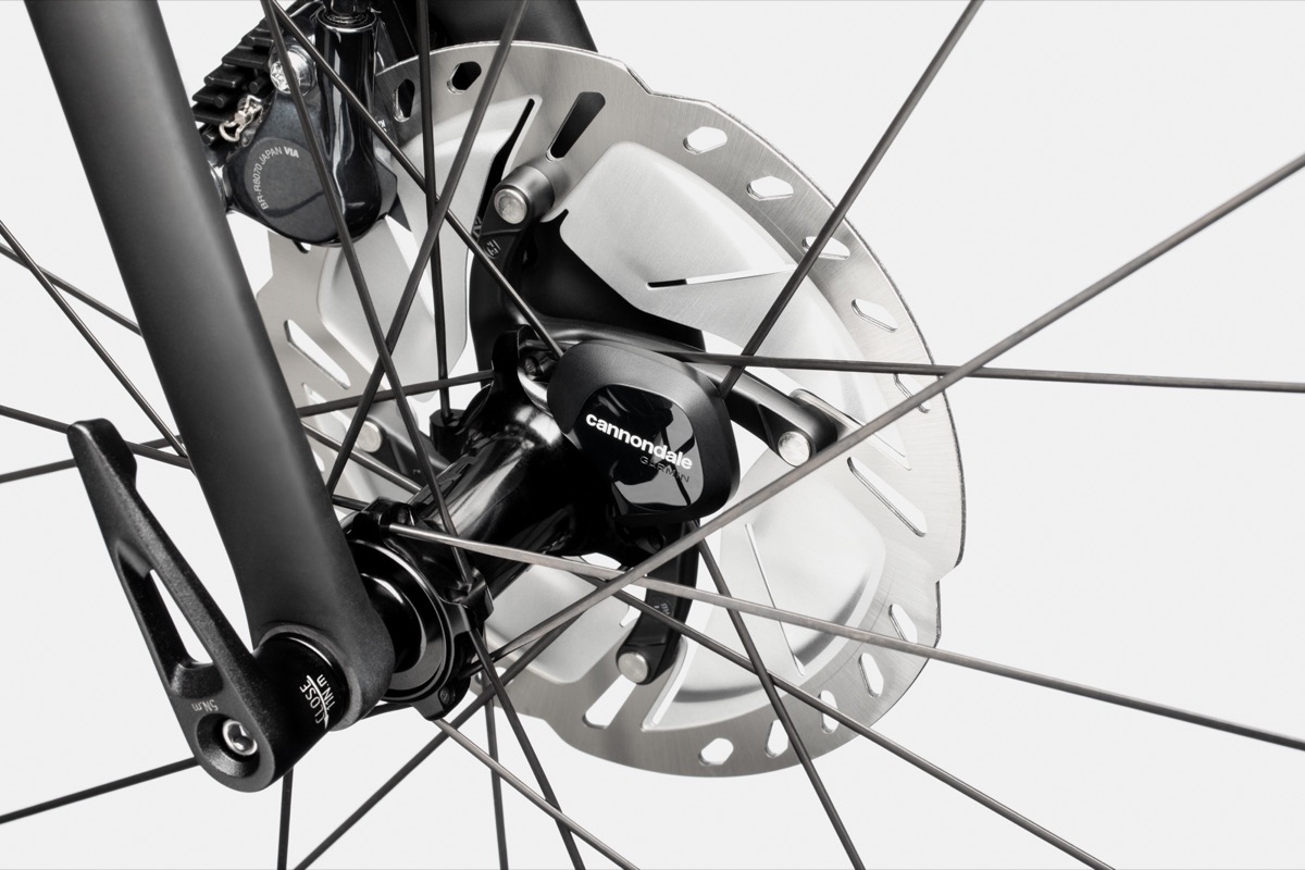 Synapse Carbon Disc 105 Endurance Bikes Cannondale