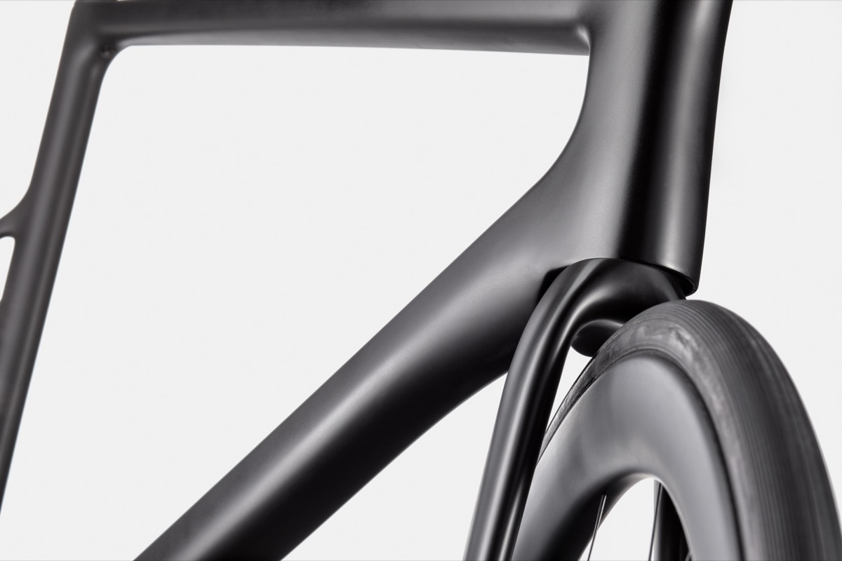 Cannondale SuperSix EVO Carbon Disc 105 - Spazio alle prestazioni