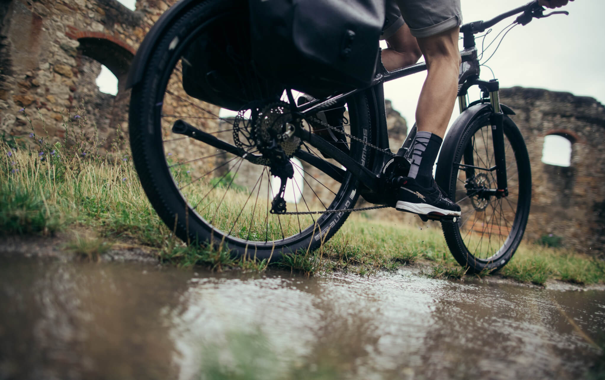 tesoro neo x 2 electric touring bikes cannondale