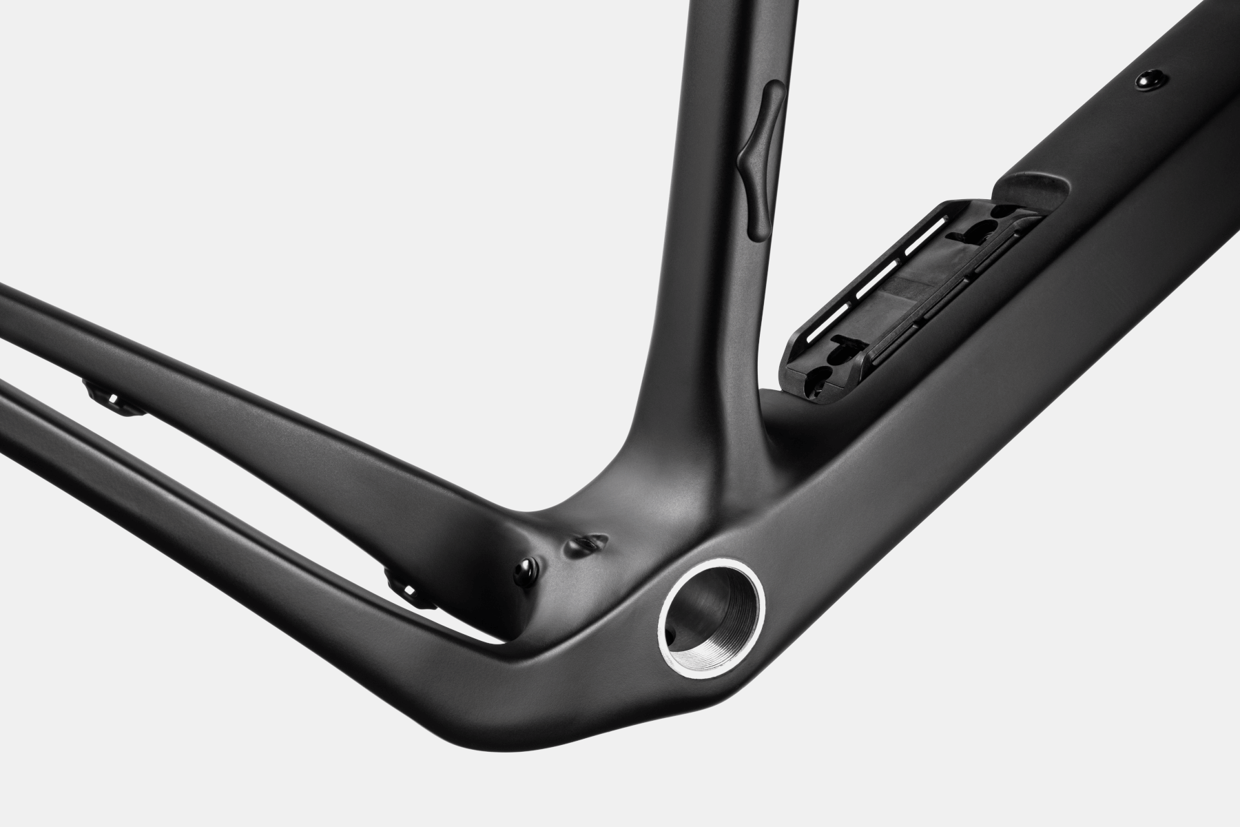 CANNONDALE TOPSTONE CARBON APEX AXS - Particolare telaio su sede movimento centrale